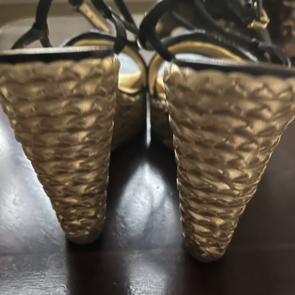 New Coach Wedge Sandle Black with Ankle strap, very Elegant - Picture 12 of 12